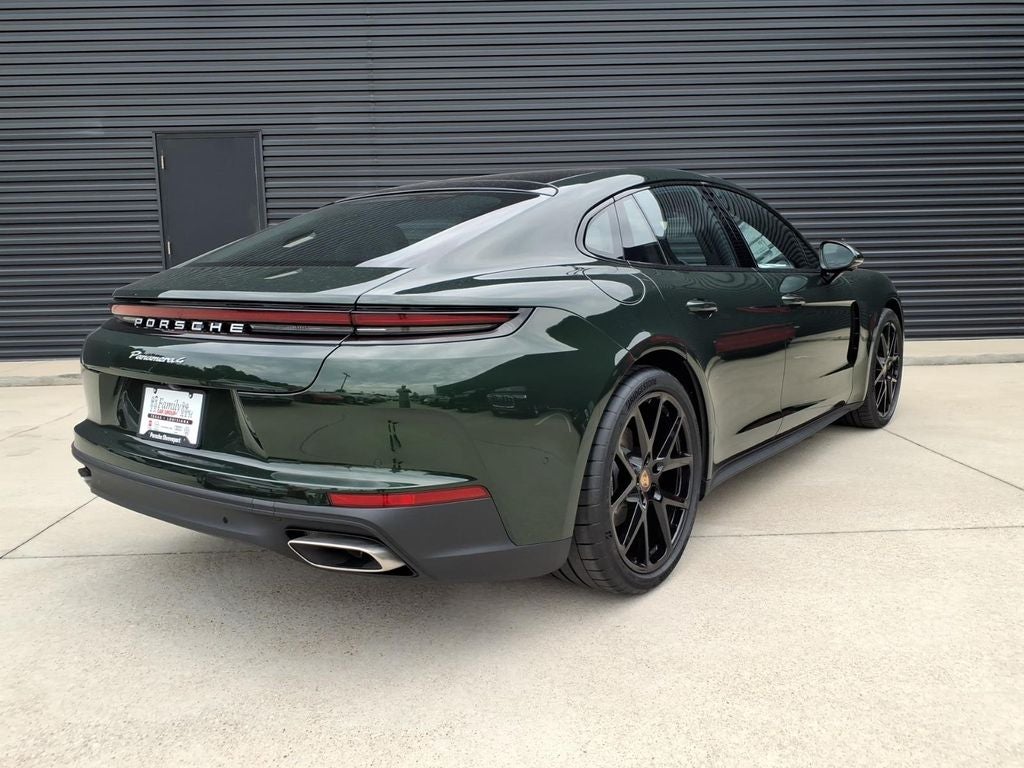 2026 Porsche Panamera 4