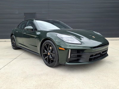 2026 Porsche Panamera 4
