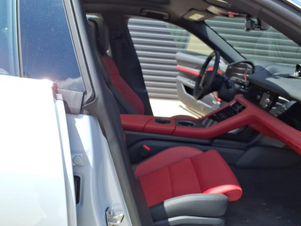 2026 Porsche Taycan 4S