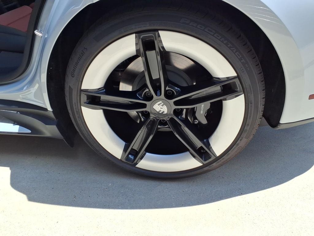2026 Porsche Taycan 4S