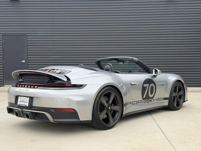 2026 Porsche 911 Spirit 70 GTS t-hybrid