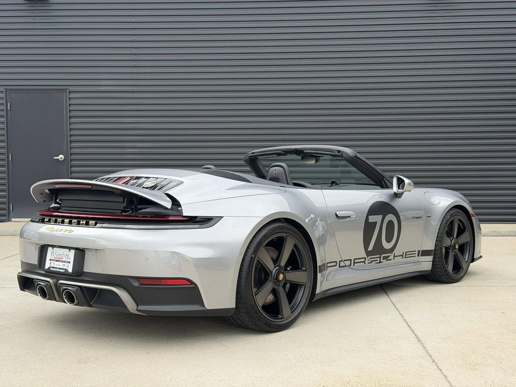 2026 Porsche 911 Spirit 70 GTS t-hybrid