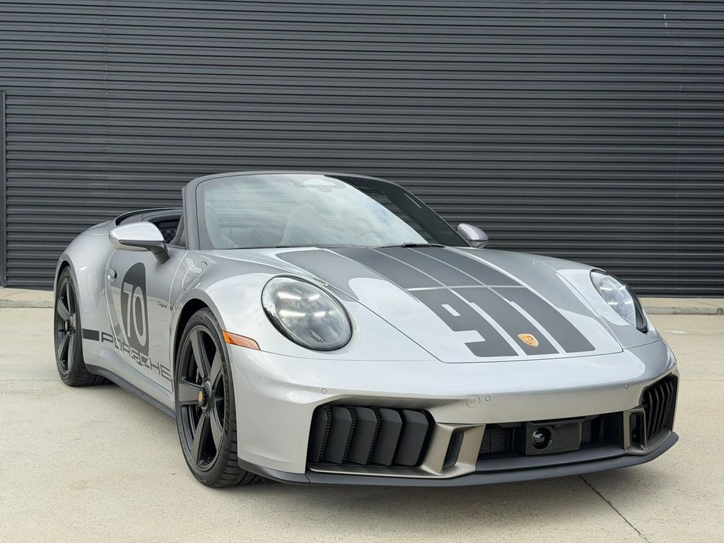 2026 Porsche 911 Spirit 70 GTS t-hybrid