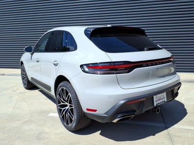2026 Porsche Macan Base