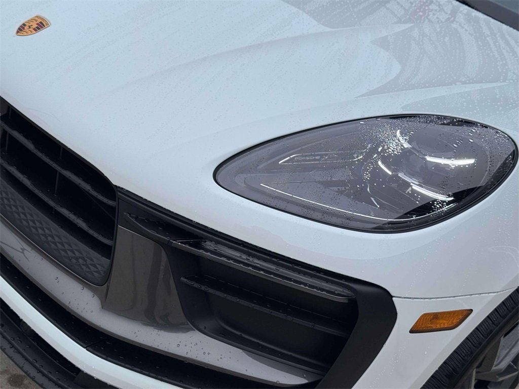 2026 Porsche Macan T