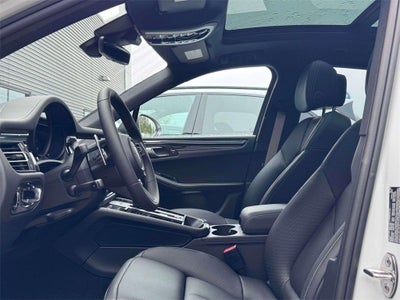 2026 Porsche Macan T