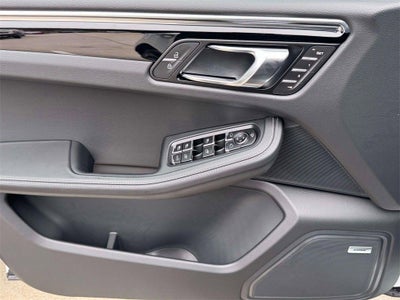 2026 Porsche Macan T