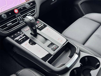 2026 Porsche Macan T