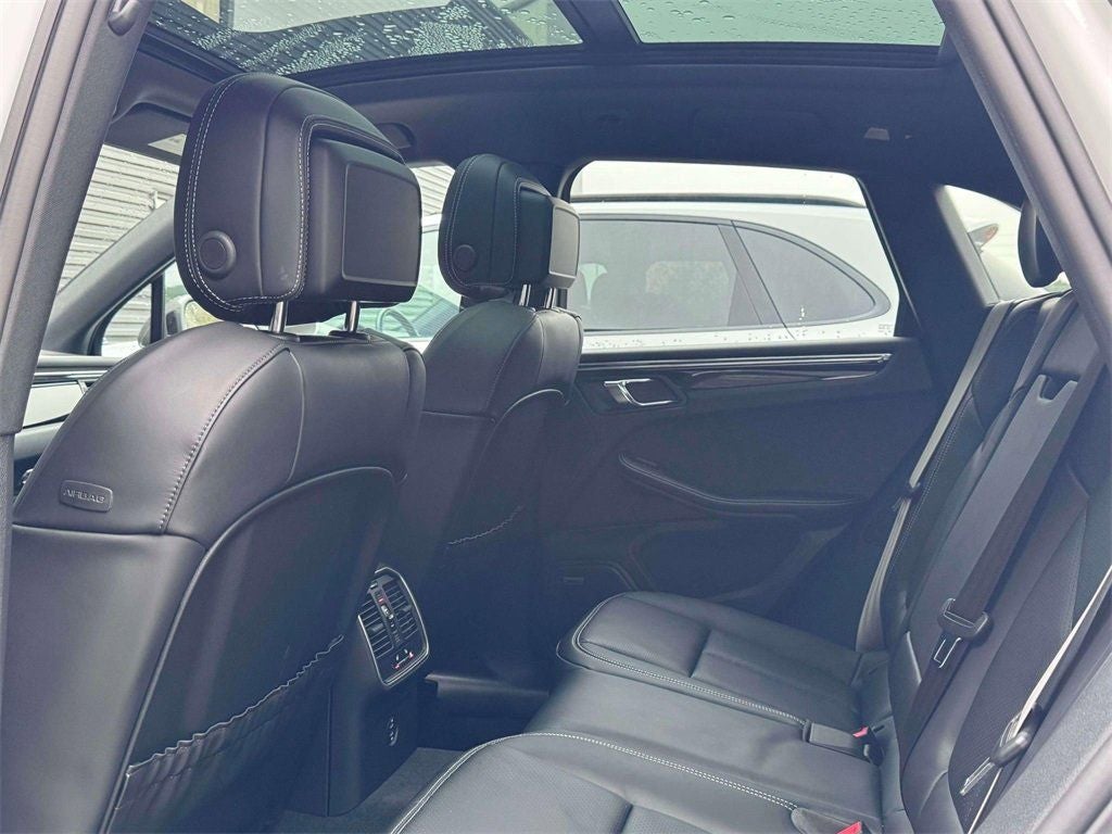 2026 Porsche Macan T