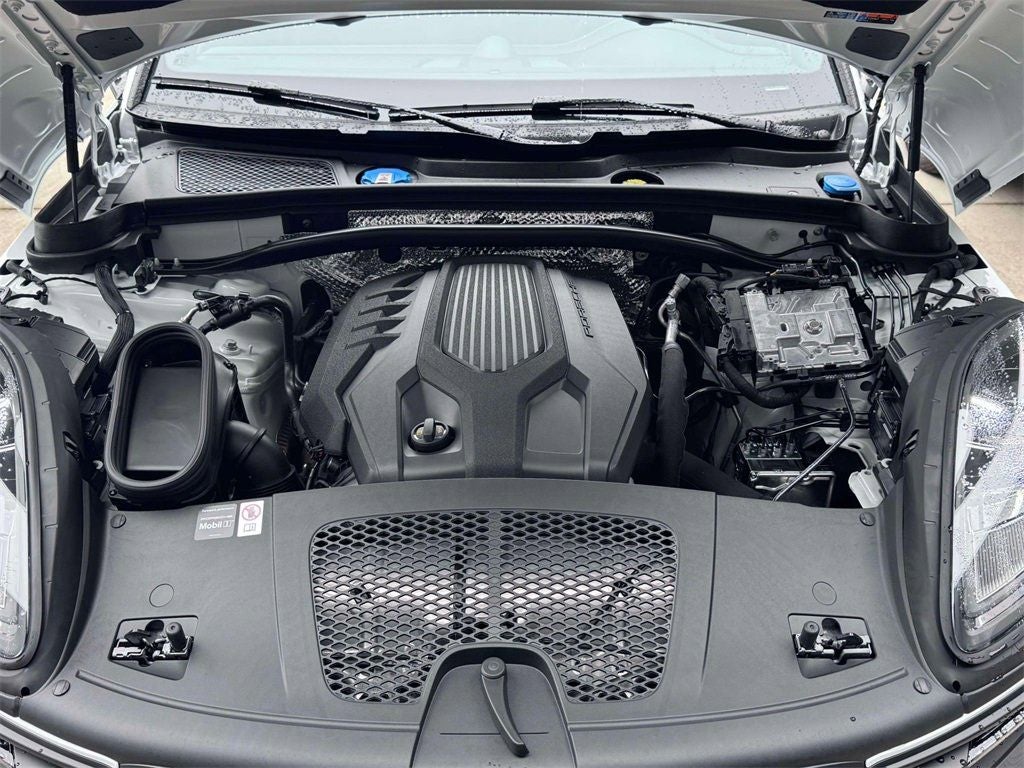 2026 Porsche Macan T