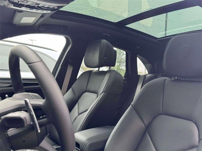 2026 Porsche Macan T