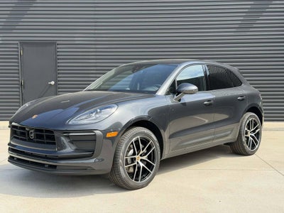 2026 Porsche Macan Base