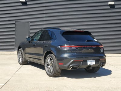 2026 Porsche Macan Base