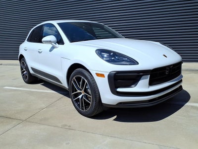 2026 Porsche Macan Base