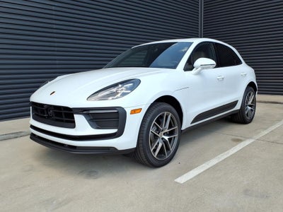 2026 Porsche Macan Base