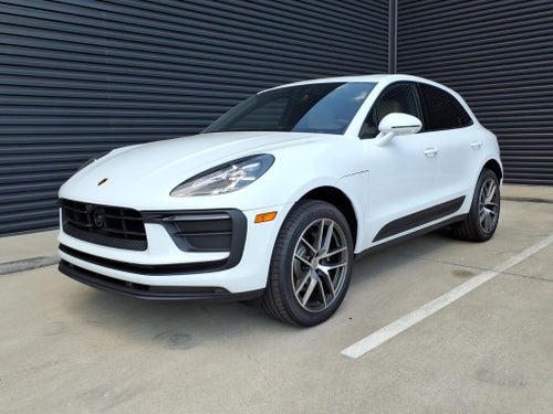 2026 Porsche Macan Base