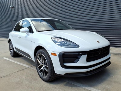 2026 Porsche Macan Base