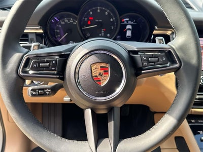 2025 Porsche Macan Base
