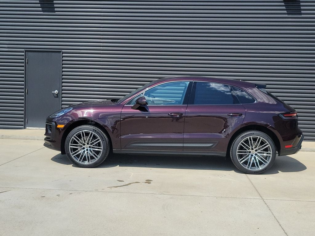 2026 Porsche Macan Base
