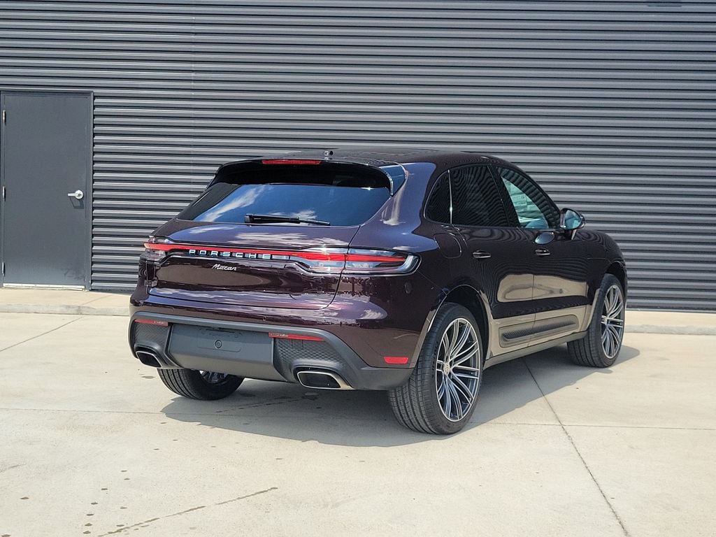 2026 Porsche Macan Base