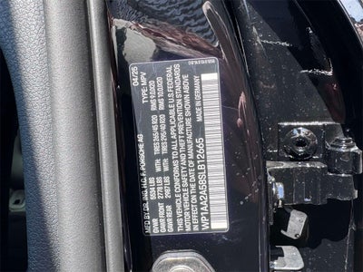 2025 Porsche Macan Base