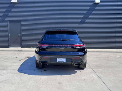 2025 Porsche Macan Base