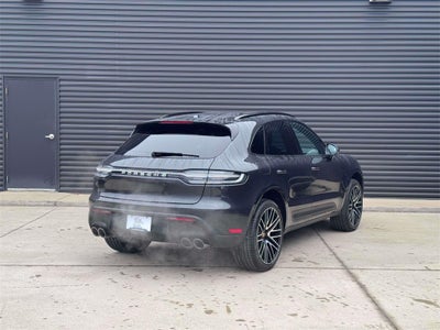 2026 Porsche Macan Base