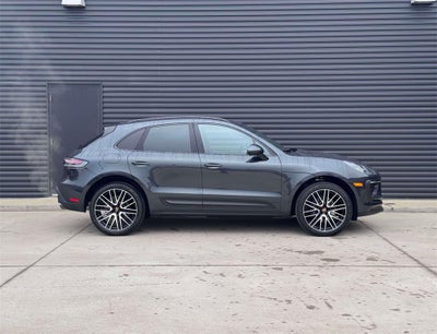 2026 Porsche Macan Base
