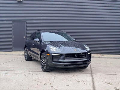 2026 Porsche Macan Base