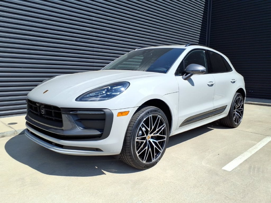 2026 Porsche Macan T