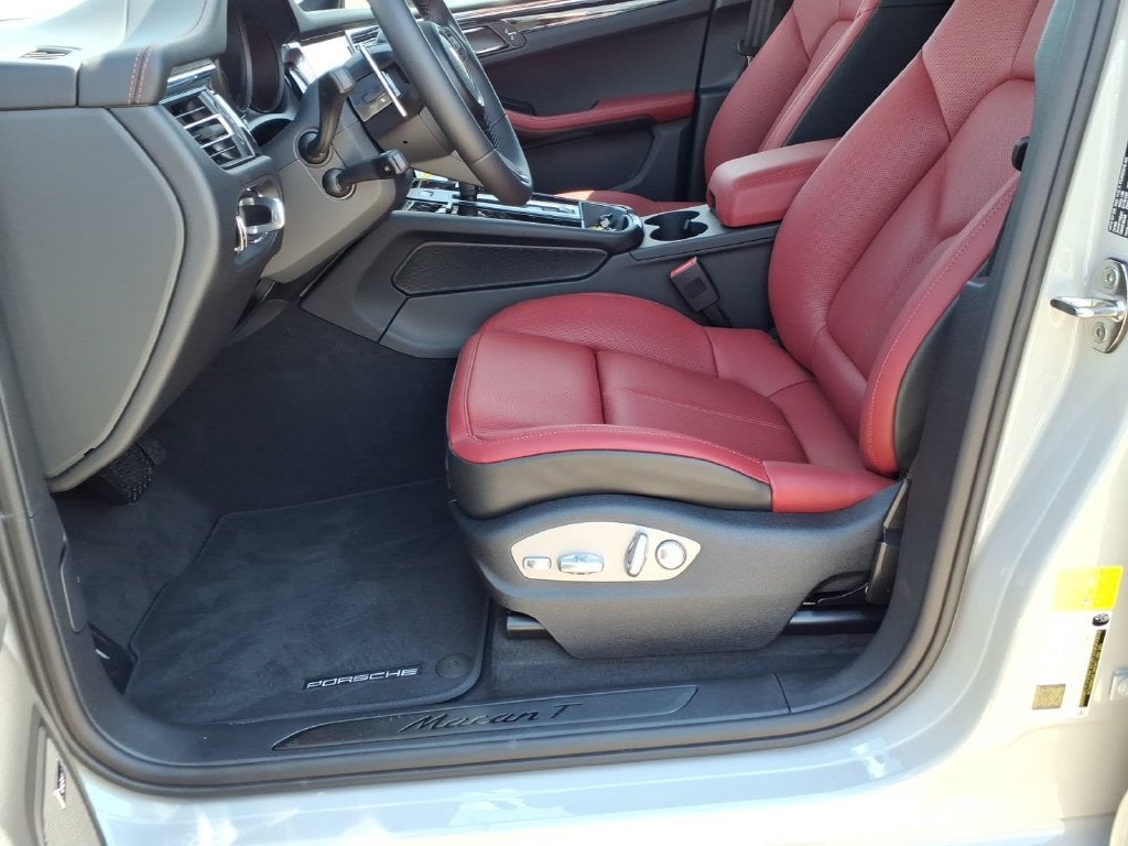 2026 Porsche Macan T