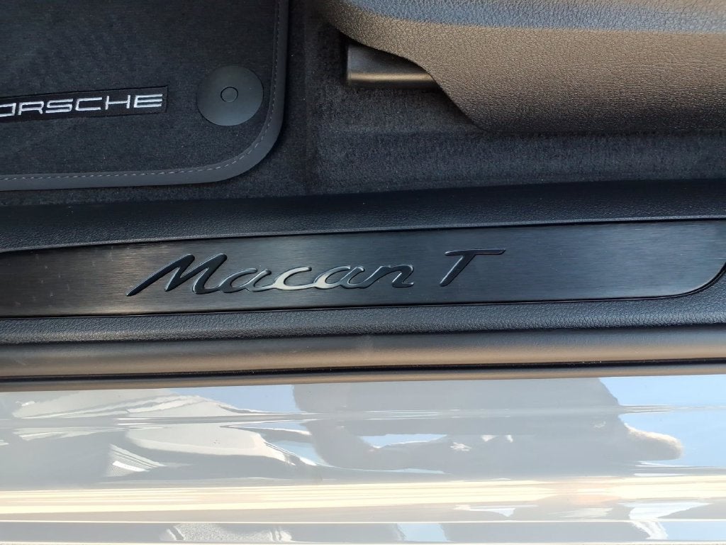 2026 Porsche Macan T