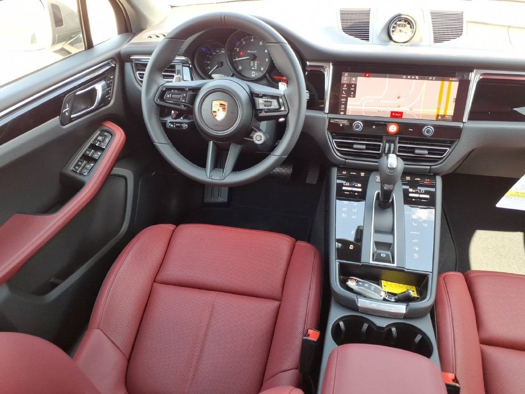 2026 Porsche Macan T