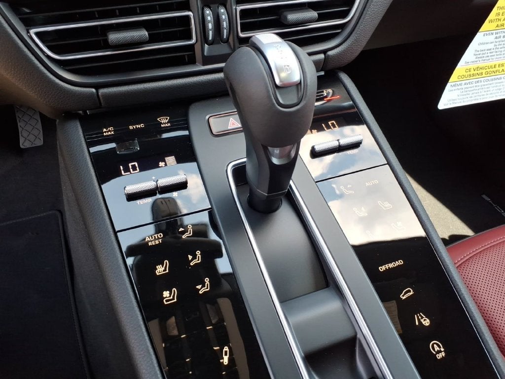 2026 Porsche Macan T