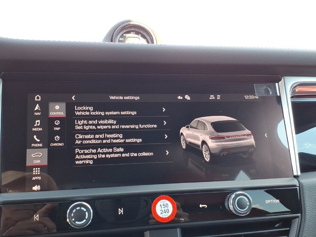 2026 Porsche Macan T