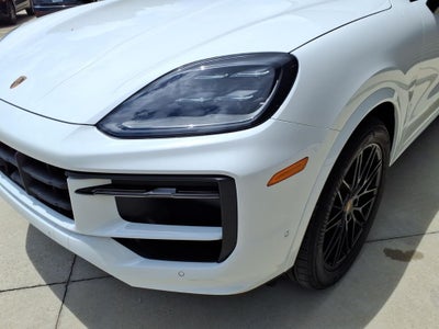 2026 Porsche Cayenne Base