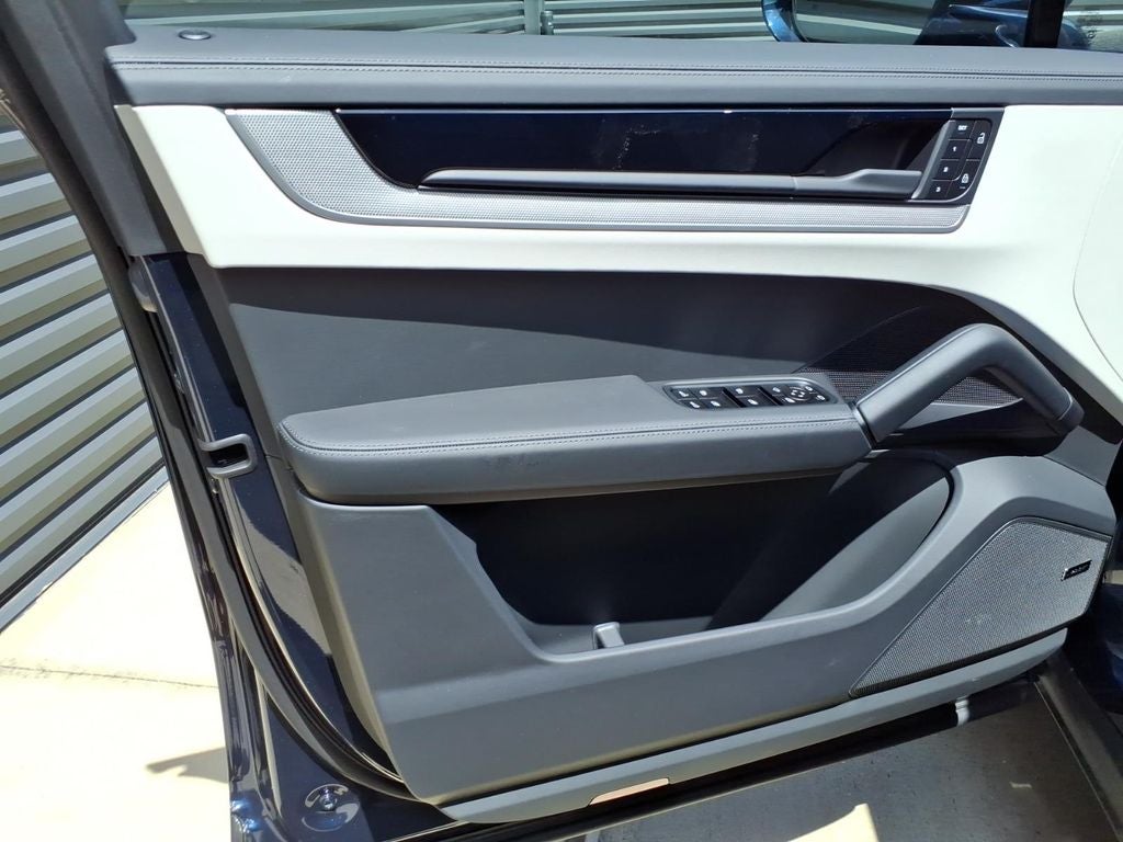 2026 Porsche Cayenne Base