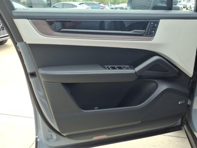2026 Porsche Cayenne Base