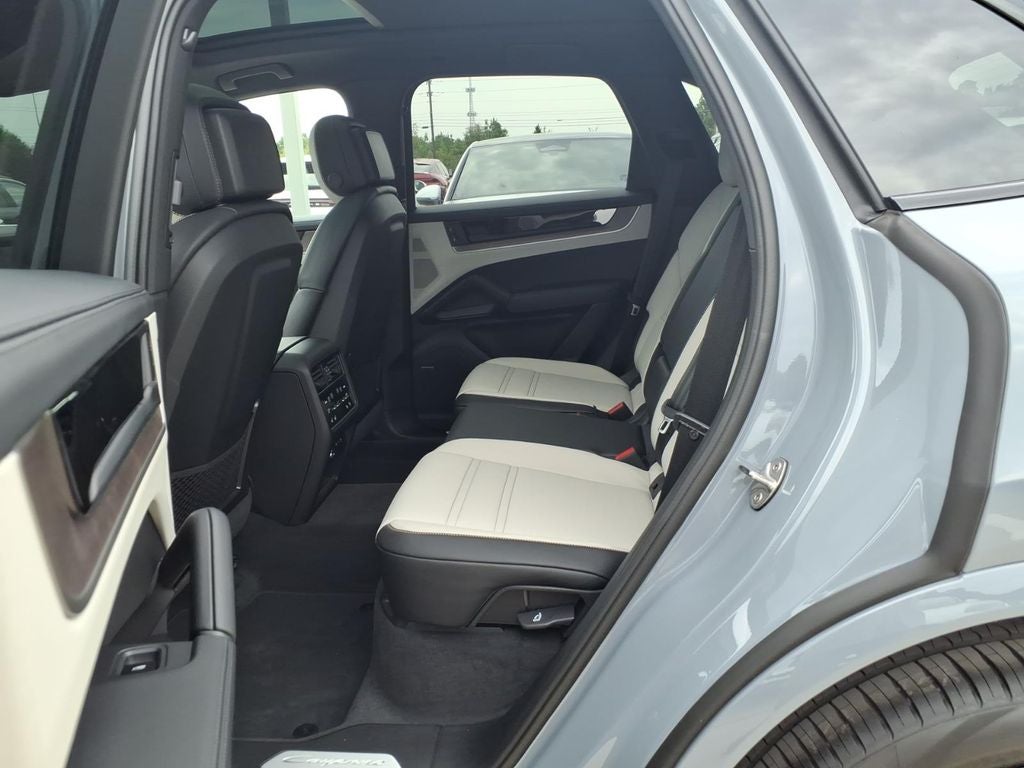 2026 Porsche Cayenne Base