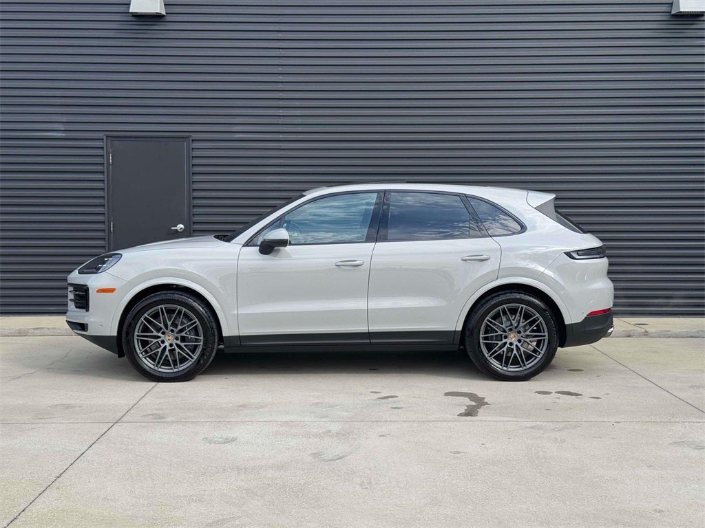 2025 Porsche Cayenne Base