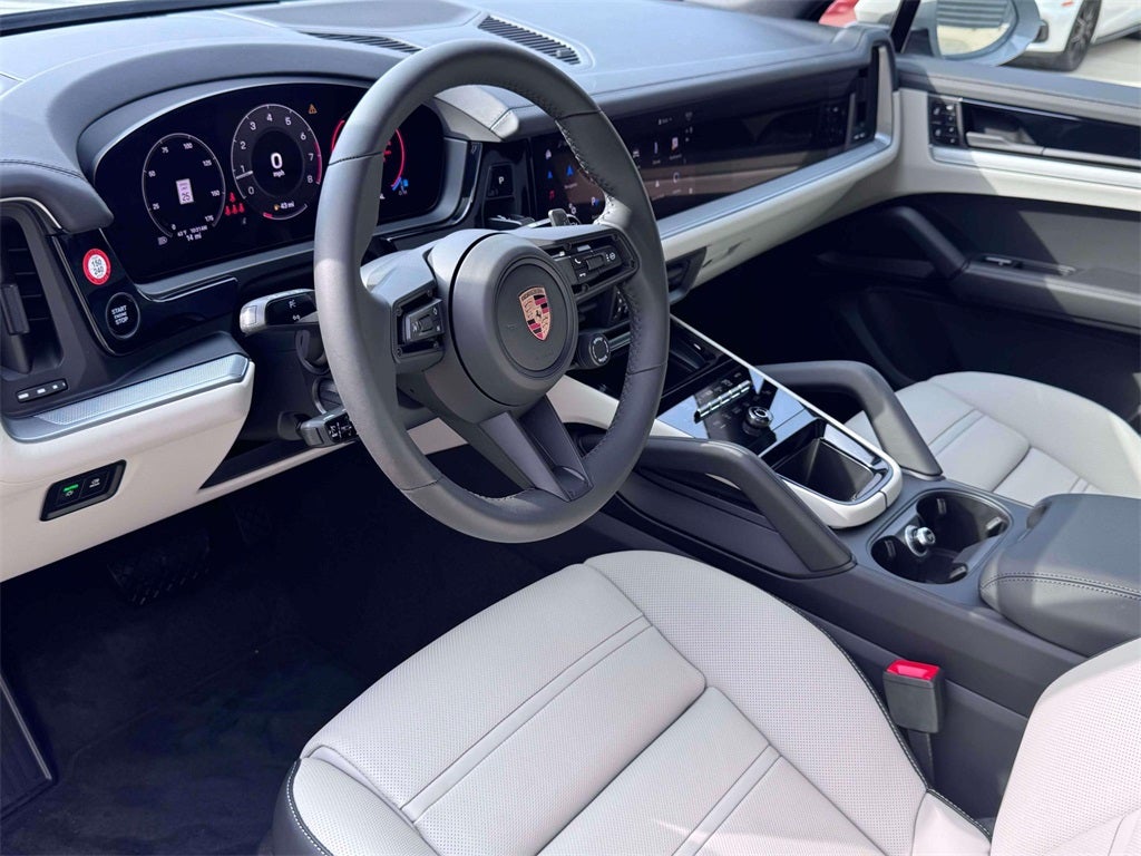 2025 Porsche Cayenne Base