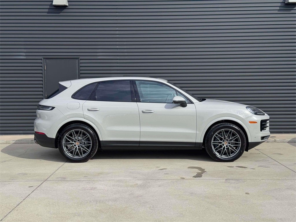 2025 Porsche Cayenne Base