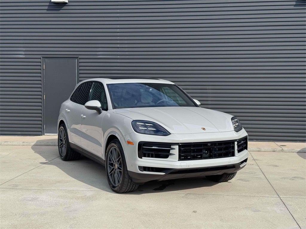 2025 Porsche Cayenne Base