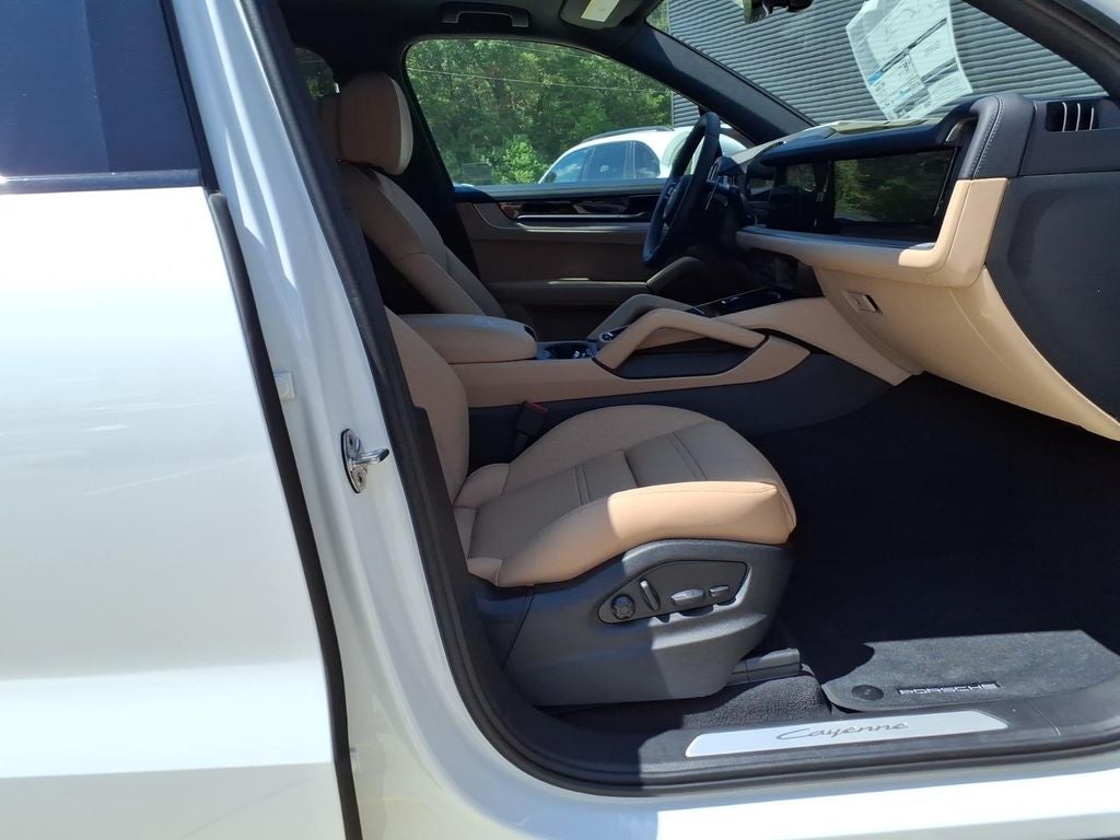 2026 Porsche Cayenne Base