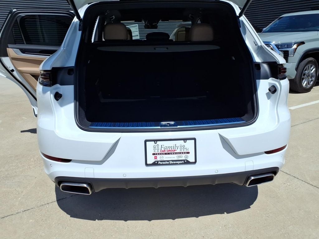 2026 Porsche Cayenne Base