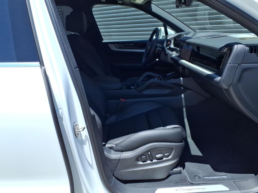 2026 Porsche Cayenne Base