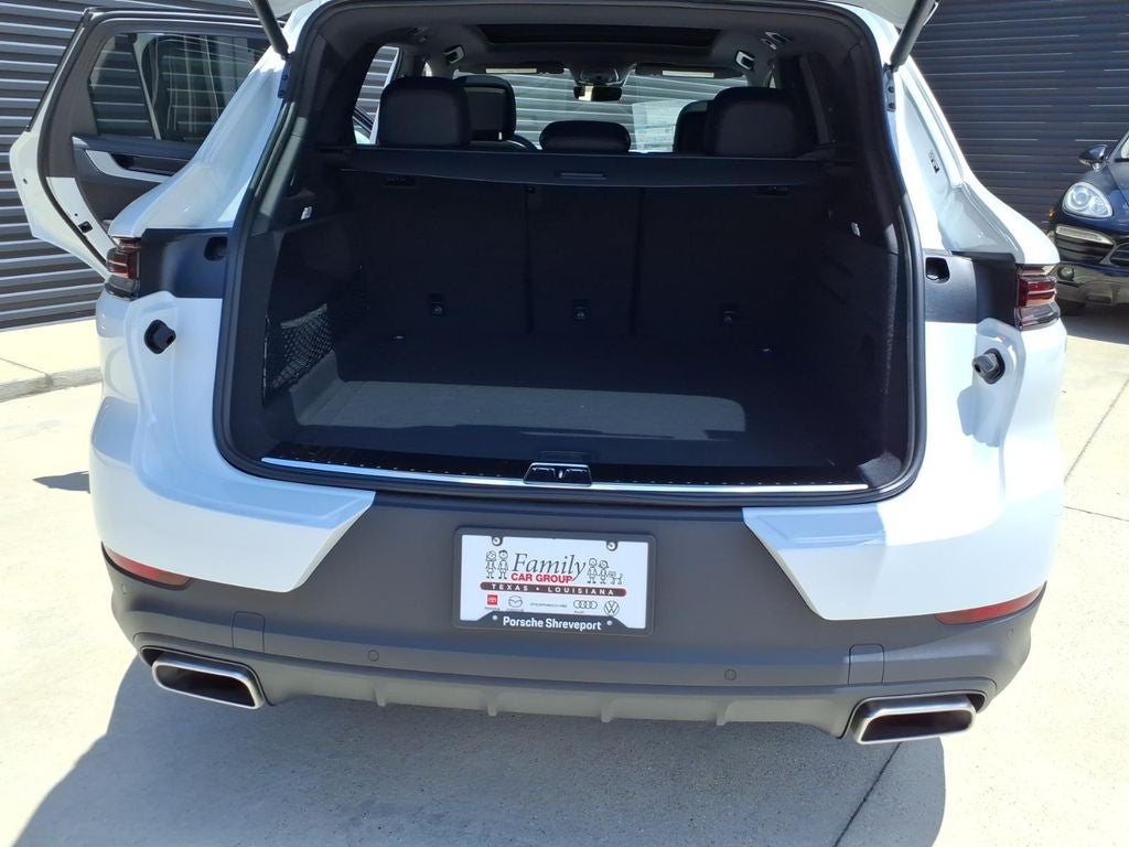 2026 Porsche Cayenne Base
