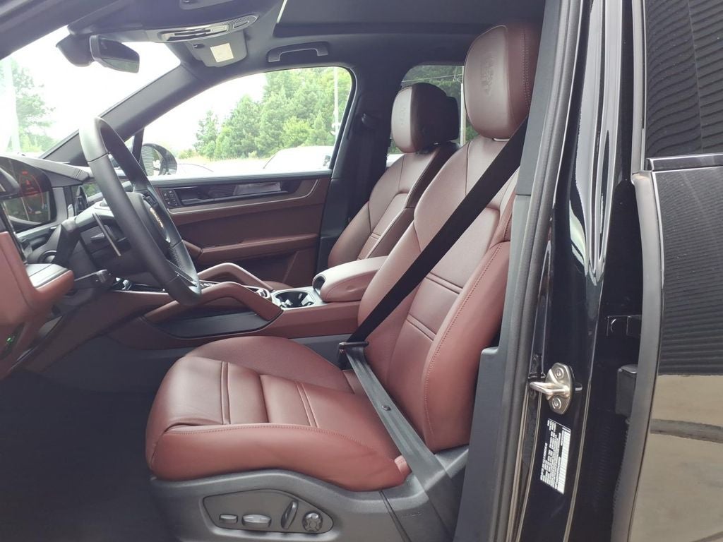 2026 Porsche Cayenne Base