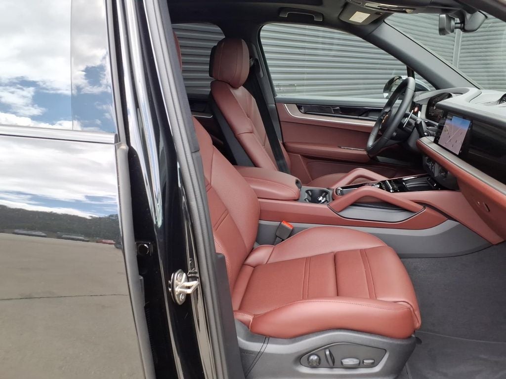 2026 Porsche Cayenne Base