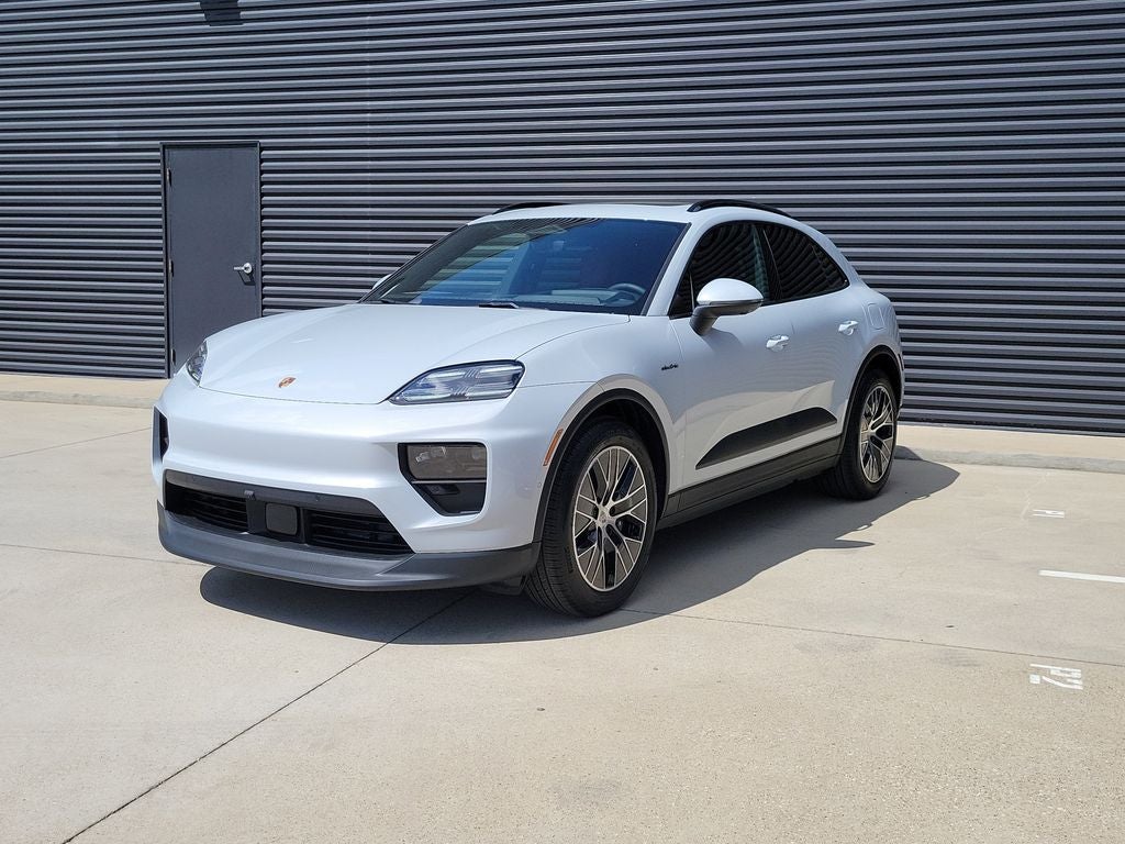 2026 Porsche Macan Electric 4